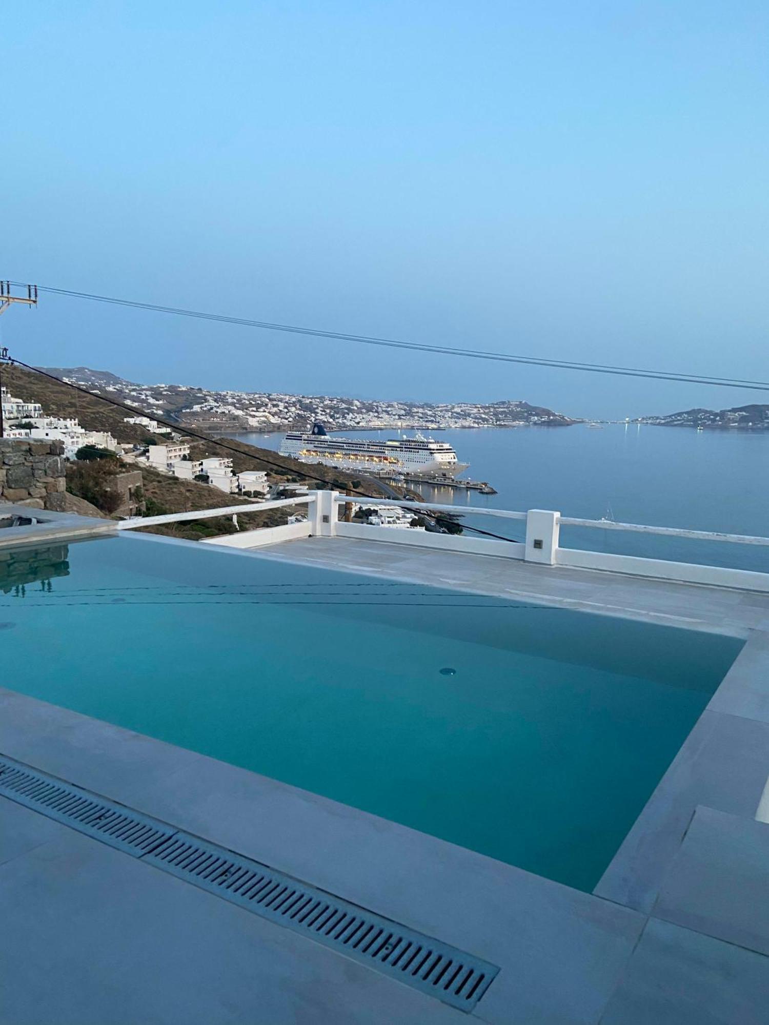 Mykonian Luxury Azure W Sea View And Pool Agios Stefanos (Mykonos)